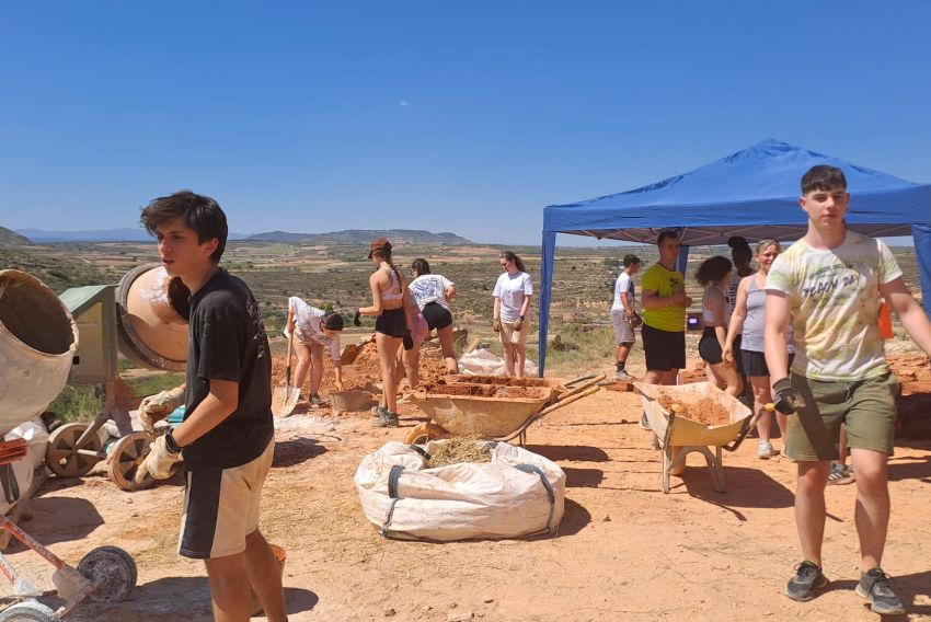 El parque arqueológico de El Cabo acoge un nuevo campo de voluntariado joven