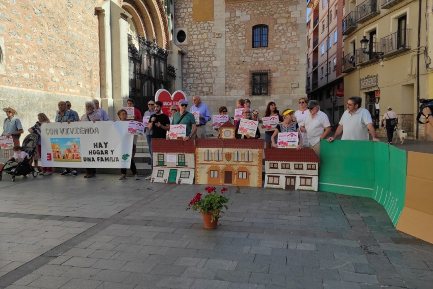 Concentraciones de la España Vaciada: “Hay gente que quiere ir a vivir a un pueblo y no encuentra una vivienda”