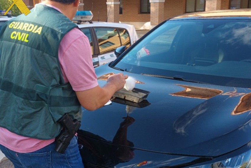 La Guardia Civil de Teruel identifica a un conductor, implicado y responsable de un accidente de tráfico, por abandonar el lugar tras producirse el siniestro