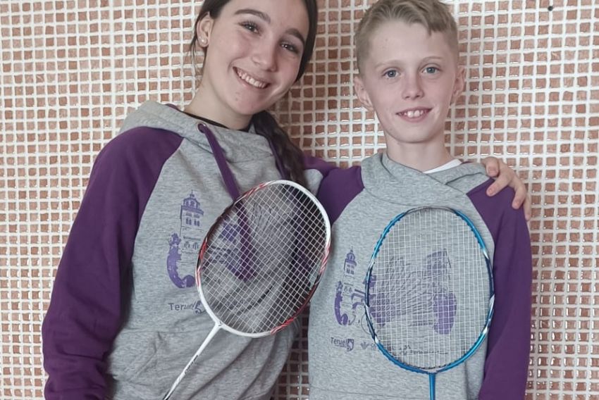 Darío Marín e Inés Iranzo representan al bádminton turolense a nivel nacional