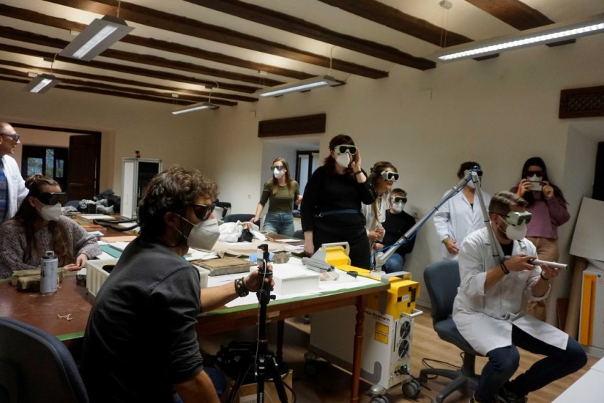 La Fundación Santa María de Albarracín enseña cómo conservar y restaurar el patrimonio cultural con rayos láser