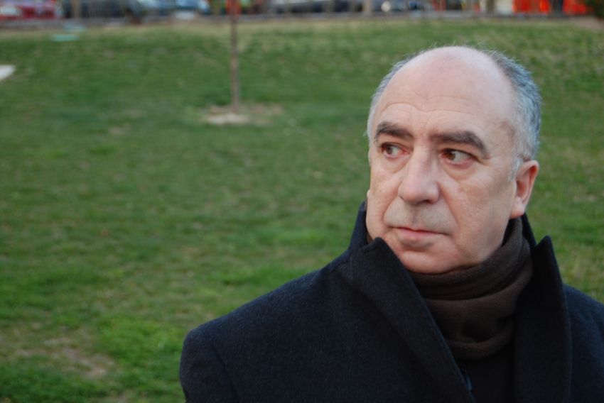 Turia rinde en su cuarenta aniversario un homenaje al poeta aragonés Ángel Guinda