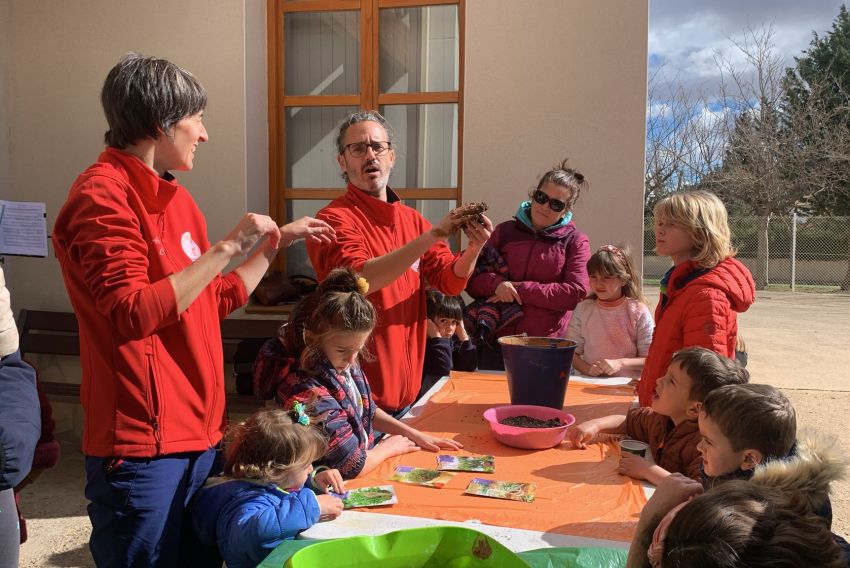 Andorra inocula el amor por la naturaleza entre los niños con motivo del Día del Árbol