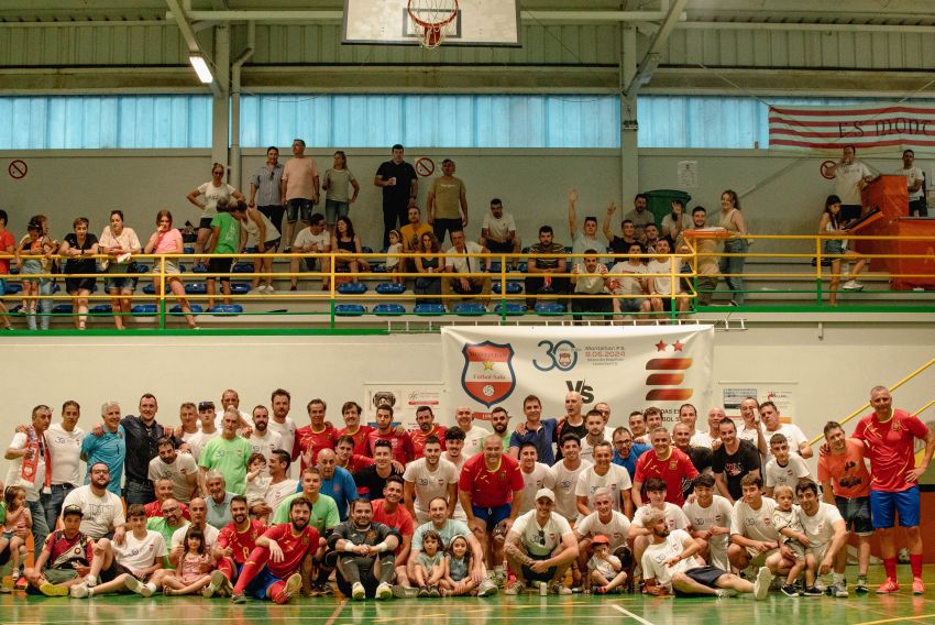 Montalbán da un homenaje a tres décadas de su equipo de ‘futsal’