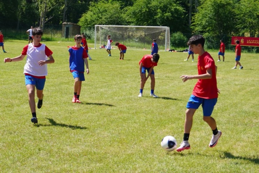 El Campus Leyendas en Colonia Polster trae 72 chavales a Alcalá de la Selva