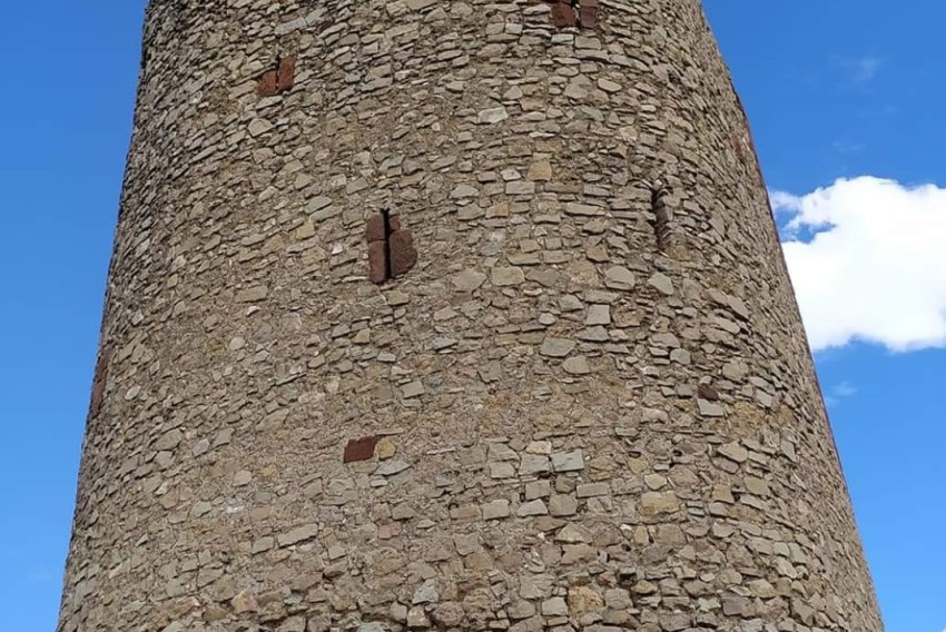 CHA reclama al Gobierno de Aragón actuaciones para recuperar la torre - fortaleza de La Hoz de la Vieja