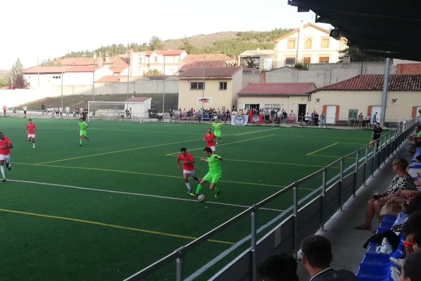 El Calamocha se lleva el derbi de  La Vega y pone en apuros al Utrillas (1-2)