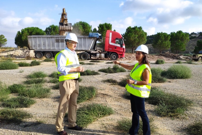 Comienzan las obras de urbanización de la ampliación de Dinópolis