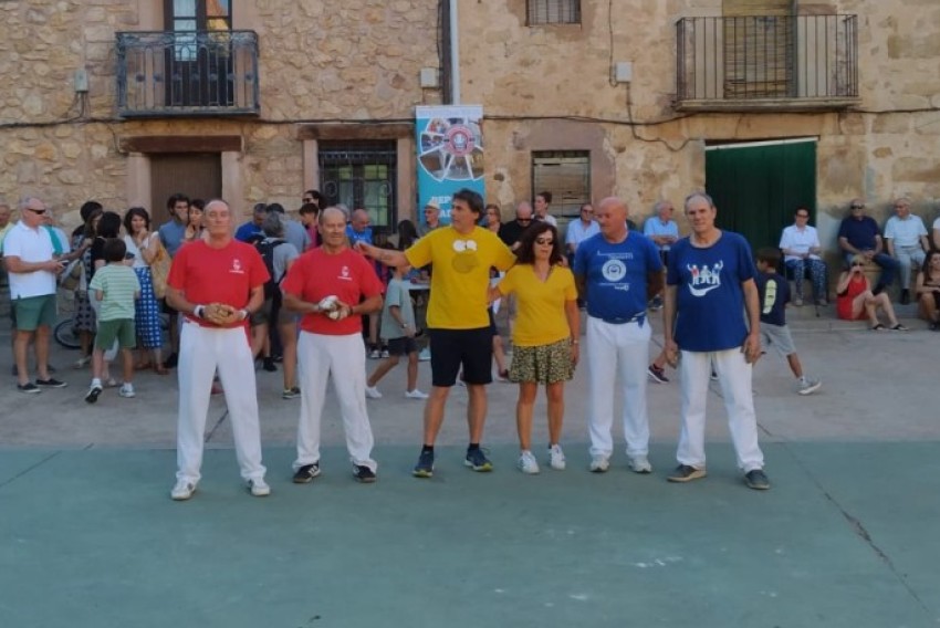 Los Amigos de los Trinquetes visitan  Las Parras de Martín