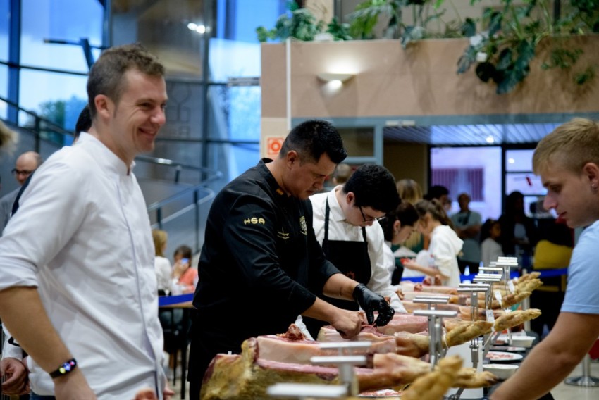 Nueva edición del Túnel del Sabor para inaugurar la XL Feria del Jamón de Teruel y alimentos de calidad