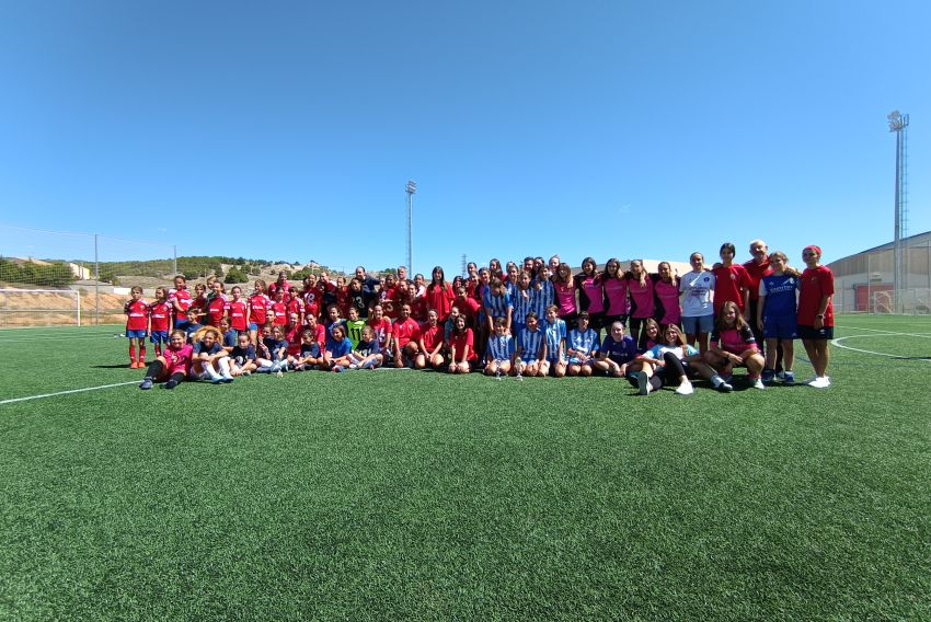 El Atlético Teruel se lleva el primer Torneo Femenino Ciudad de Teruel