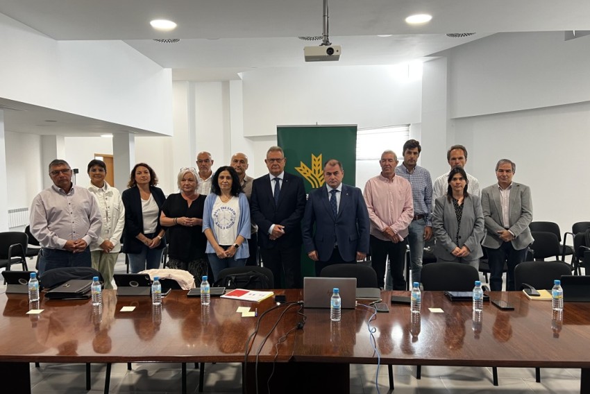 El Consejo Rector de Caja Rural de Teruel realizó su reunión del mes de septiembre en Calamocha por primera vez en su historia