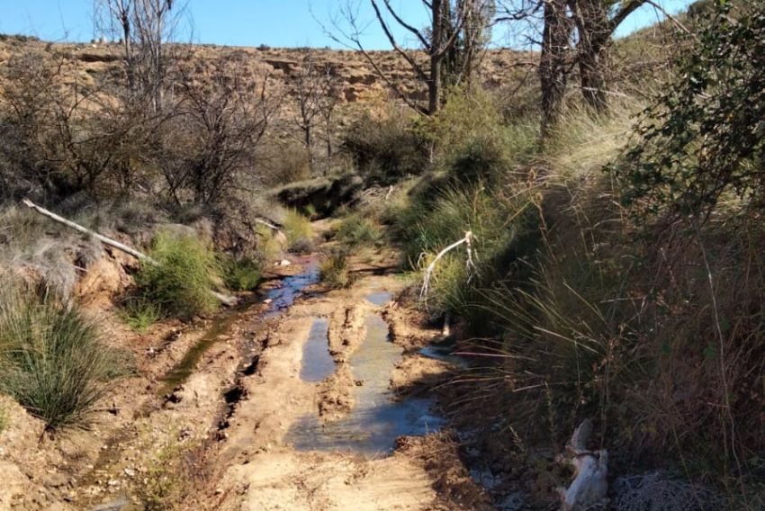 Unos informes muestran la alta salinidad del agua que se vierte en Concud