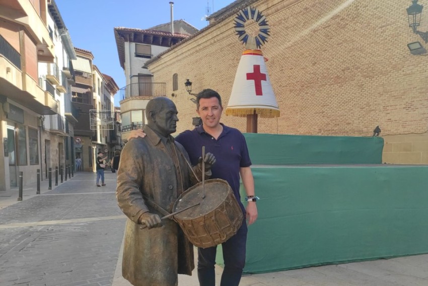 Alberto Herrero, alcalde de Calanda: “Sólo habrá tres verbenas en las Fiestas del Pilar por el calendario y  la cosecha, pero serán noches muy intensas”