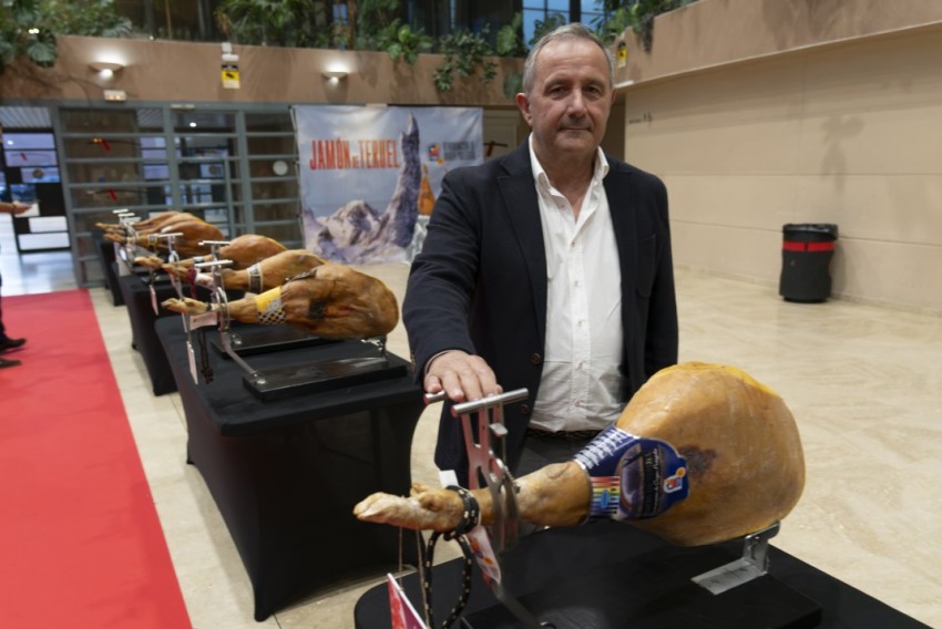 Manuel Esteve, presidente del grupo cooperativo: “El Grupo Arcoíris intenta atraer a jóvenes al sector ganadero para lograr el relevo generacional”