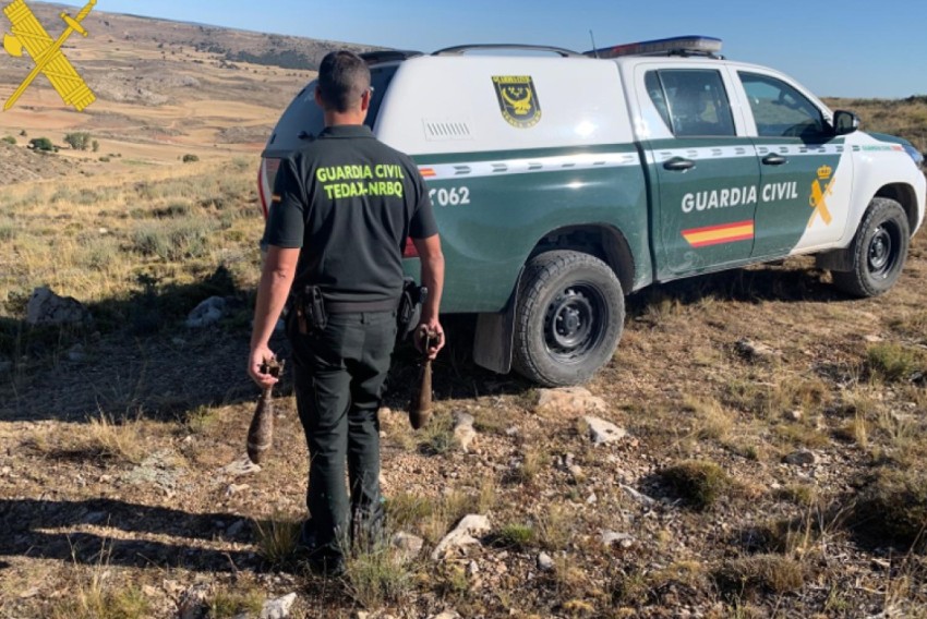 La Guardia Civil retira 17 artefactos explosivos en varios municipios de la comarca Gúdar Javalambre