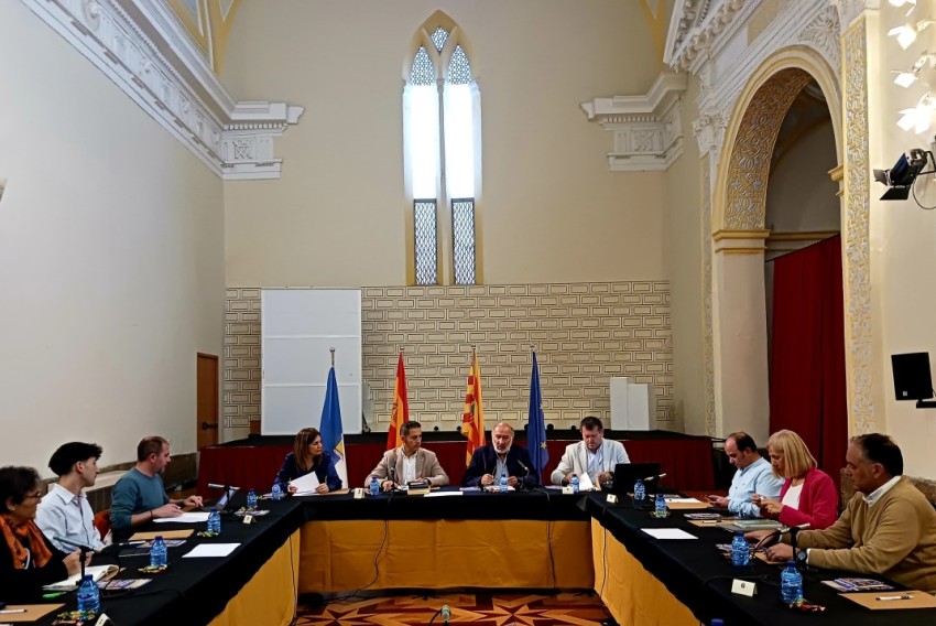 La Asociación Aragonesa de Municipios de la Vera Cruz se reúne en Calatayud con presencia turolense