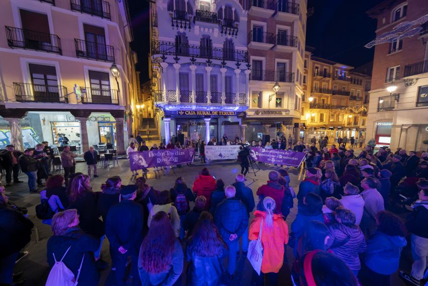 Las organizaciones feministas de la capital alzan la voz contra la violencia machista