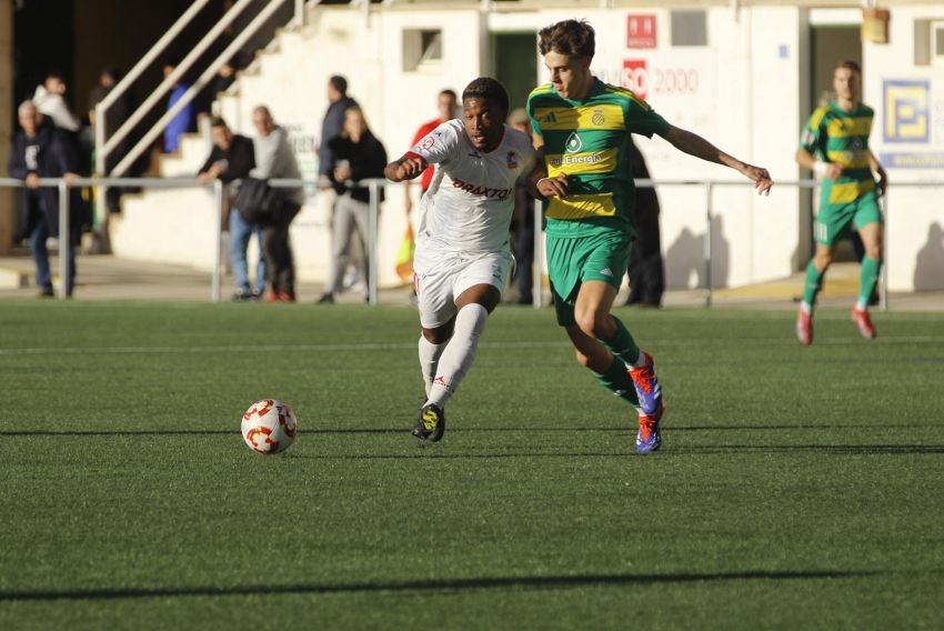 El Utrillas deja escapar los tres puntos en el tiempo de descuento (2-2)