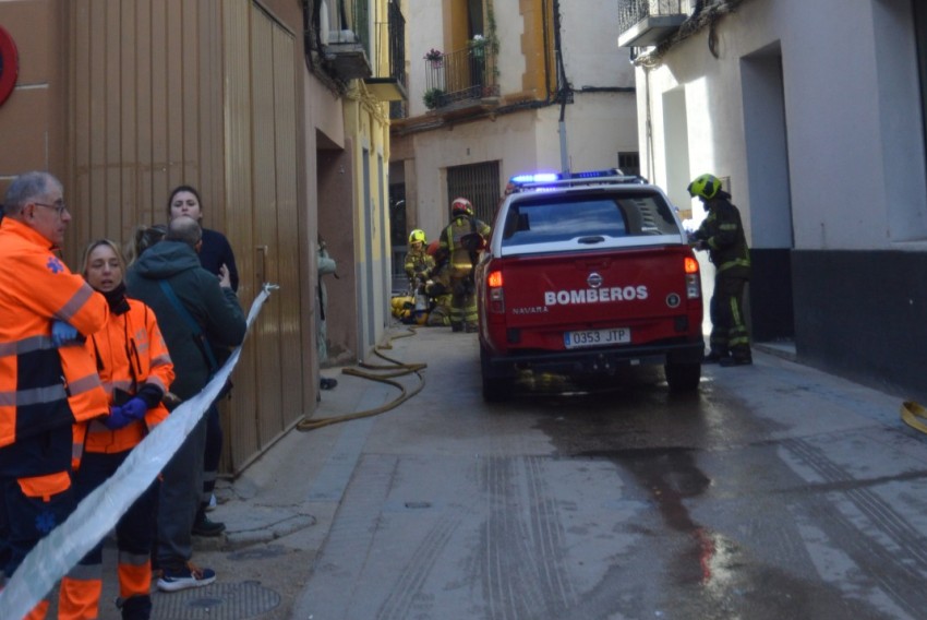 Albalate llama a la prudencia ante el estado de la vivienda incendiada