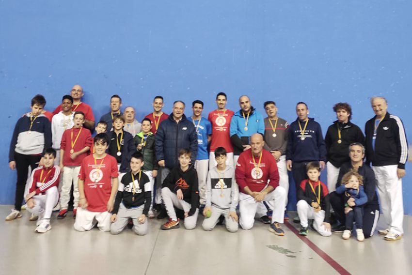 Los pelotaris de Mora reinan en el I Torneo de Trinquete Ciudad de Teruel