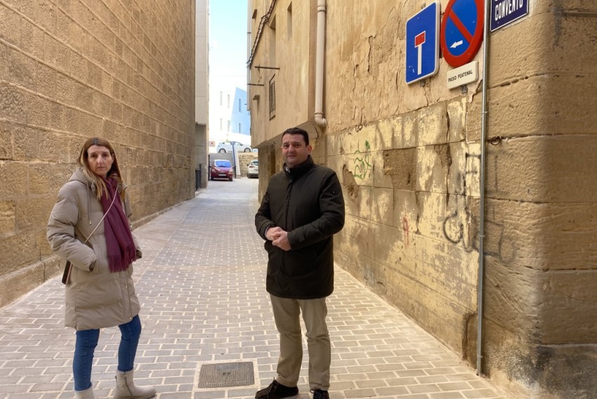 Finalizadas las obras de reurbanización de la calle de las Monjas en el Casco Histórico de Alcañiz