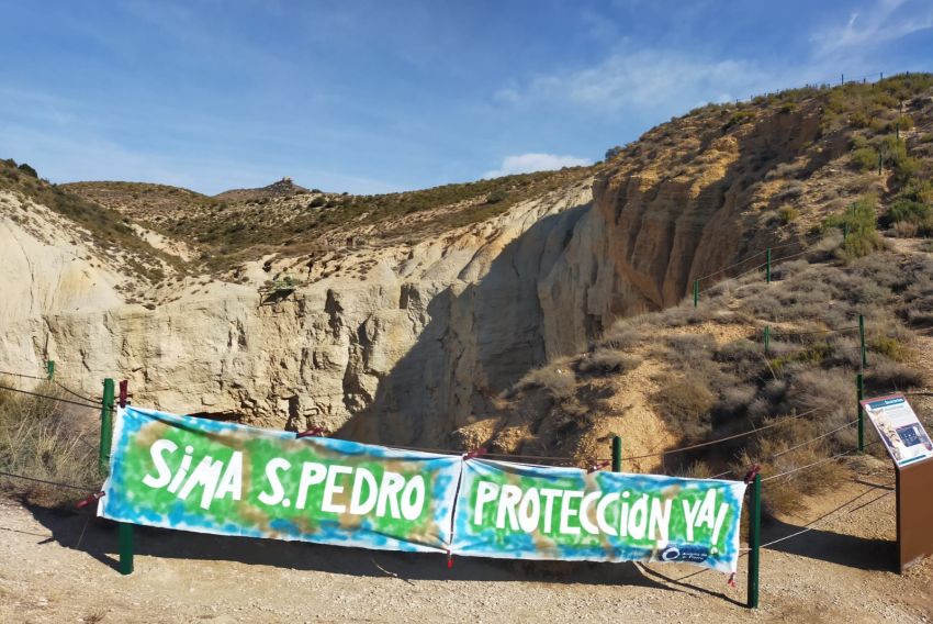 La Fiscalía de Medio Ambiente abre diligencias por el proyecto en la Sima de San Pedro