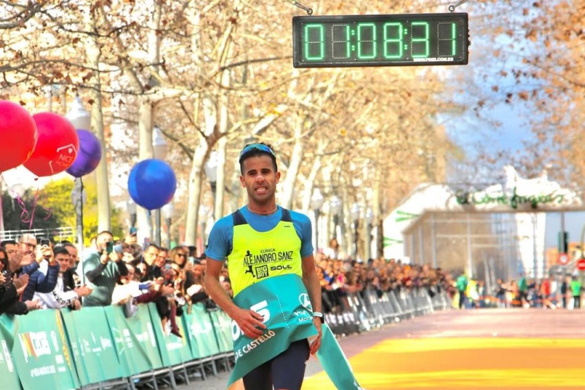 Luis Agustín, campeón de la Media Maratón de Castellón