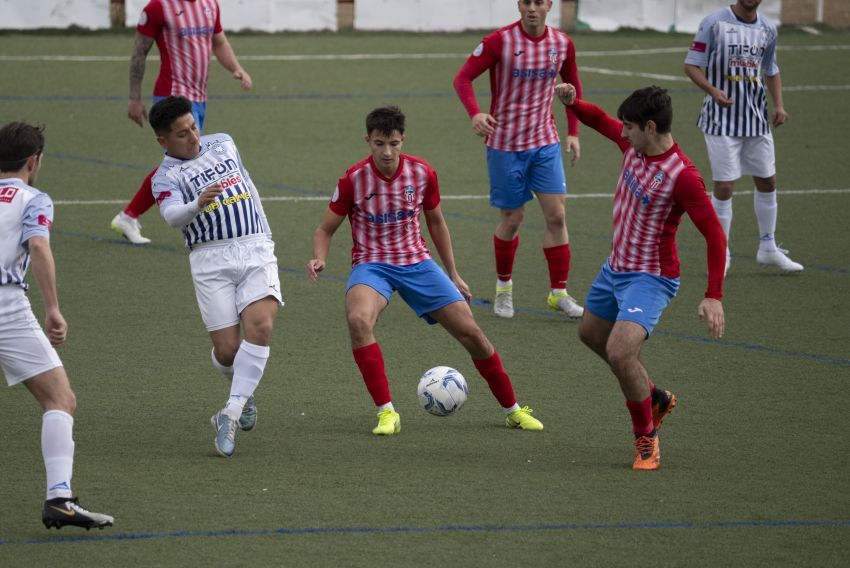 Atlético Teruel y Sportin Alcañiz no aciertan con el arco rival y empatan