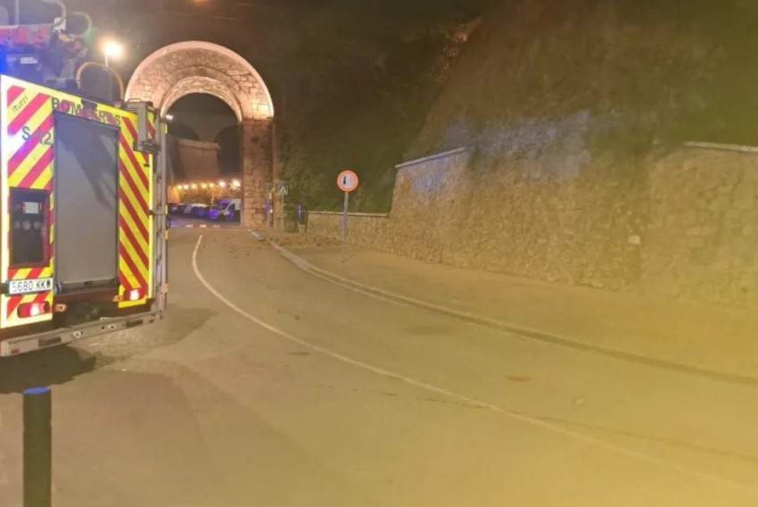 La calle Bajo Los Arcos de Teruel se corta al tráfico el lunes para consolidar las laderas