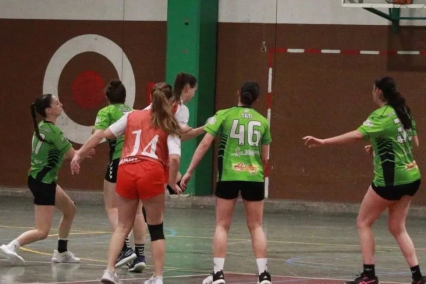 Las chicas de Balonmano Mora, a romper la mala racha en casa