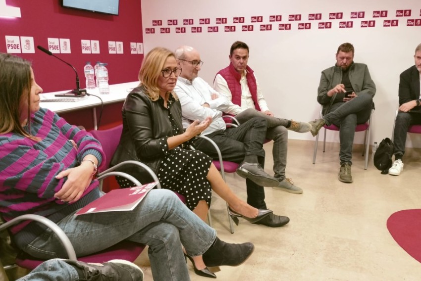 El PSOE de Teruel exige a Azcón que acepte la condonación de la deuda para mejorar los servicios públicos