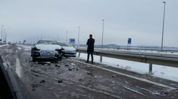 Cuatro carreteras requieren el uso de cadenas por la nieve en la provincia