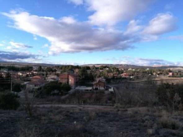 El Ayuntamiento suspende de nuevo las licencias de obras de la zona de chalés de Las Viñas