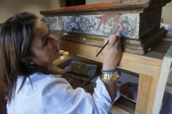 Un total de 70 restauradores han recuperado 32 piezas de la Fundación de Albarracín