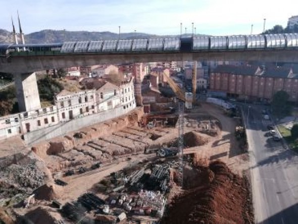 Buj destaca la buena marcha de las obras del centro social y cultural de San Julián