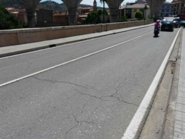 El Puente Nuevo de la carretera de Alcañiz se cierra al tráfico este miércoles por las obras de la operación asfalto