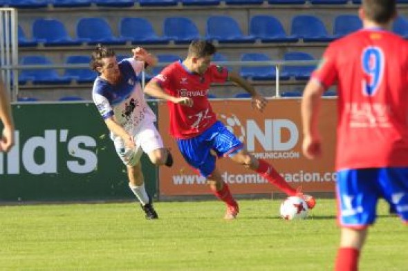 El CD Teruel busca lateral derecho para recibir al Almudévar