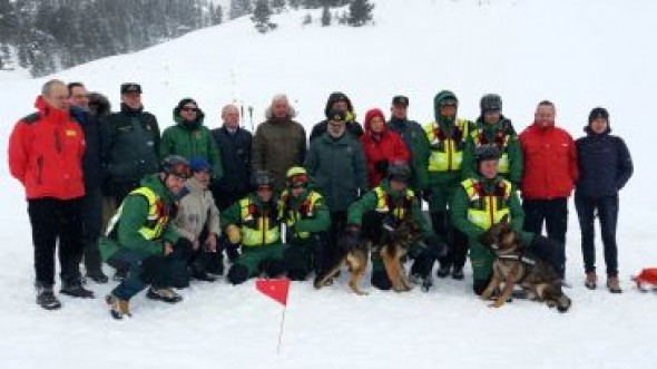 La Guardia Civil de montaña realizó 407 rescates en 2017 en Aragón, cinco de ellos en Teruel