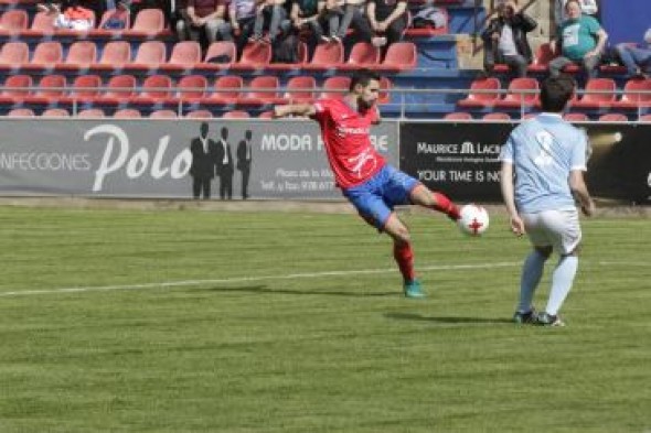 En el descanso: CD Teruel 3 Sabiñánigo 0