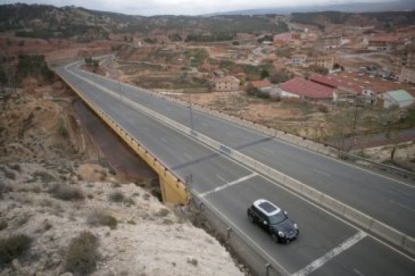 El sentido Fuenfresca-Carretera de Alcañiz de la Vía Perimetral se corta desde hoy por obras de mejora