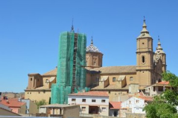 La Comisión provincial de Patrimonio rechaza que se retire el revestimiento barroco de la torre gótica de Alcañiz