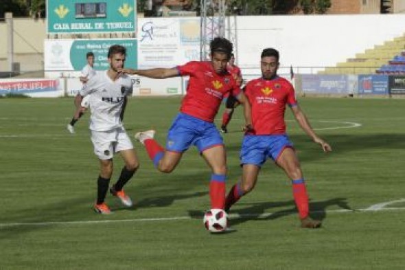 Becerra, jugador del CD Teruel: “El partido del domingo contra el Hércules fue una tarde inolvidable”