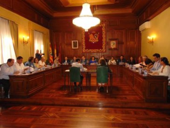 Todos los grupos en el Ayuntamiento de Teruel apoyan la manifestación de Valencia por el tren