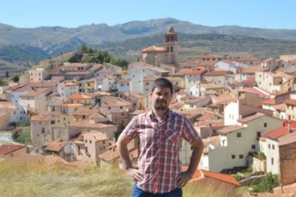 José Manuel Salvador, candidato de CHA por Teruel a las Cortes de Aragón: Los jóvenes tenemos que implicarnos en política, es clave para mejorar Teruel