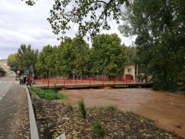 La atención se centra en los ríos tras recuperar la normalidad en las carreteras