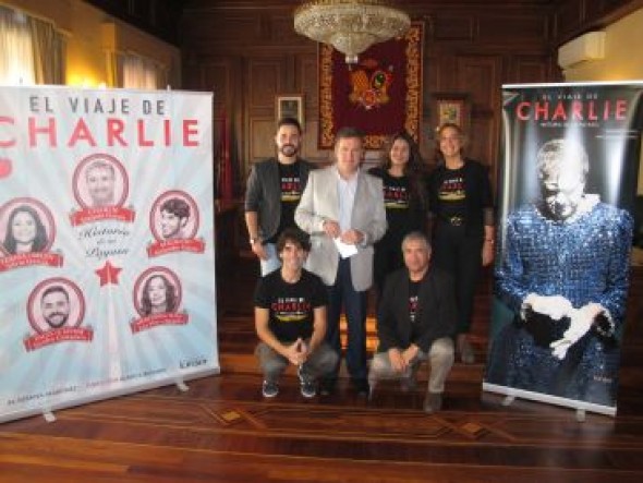 Emoción y comedia este sábado en el Teatro Marín: ‘El viaje de Charlie’ reconoce la figura de los payasos