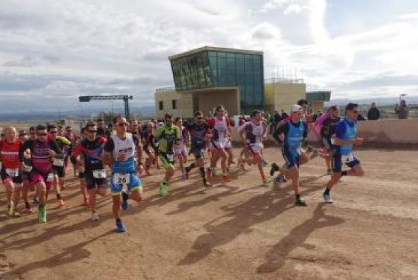 Armando García y Ana Llanos vencen en el XI Duatlón Cros de Alcañiz