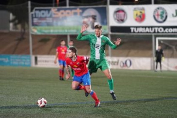 El CD Teruel tiene que “nadar y guardar la ropa” ante el Cornellá