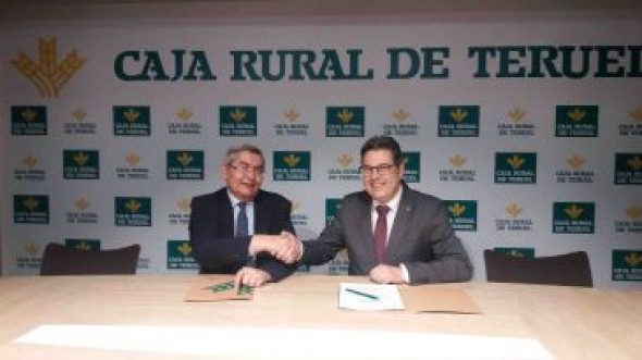 El Colegio Oficial de Farmacéuticos y Caja Rural de Teruel firman un convenio de colaboración